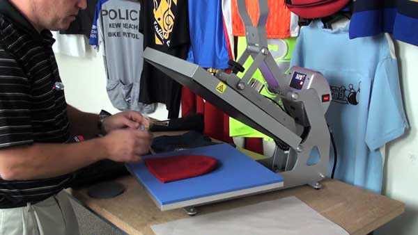 How to make heat press transfers for t-shirts easily at home